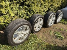 x 4 genuine Porsche Macan 19