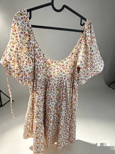 Wednesday girl white floral - girl,