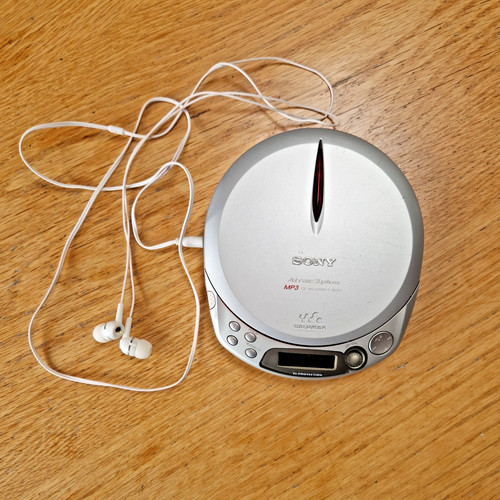 Working sony ne511 - d-ne511, walkman