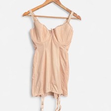 Charnos open bottom body