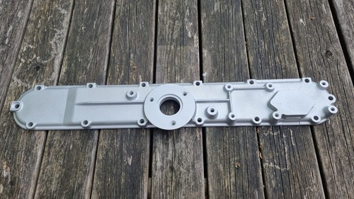 Jaguar v12 engine - valley, cover