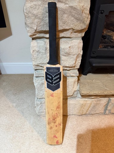 Volt elite cricket bat - b3, elite+