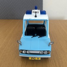 Postman Pat PC Selby Police Car Toy 2006 Doors & Boot Open 20x10x13.5cm
