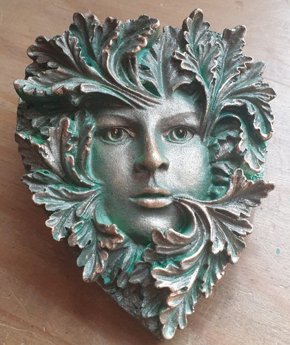 Green woman oak man garden - green,