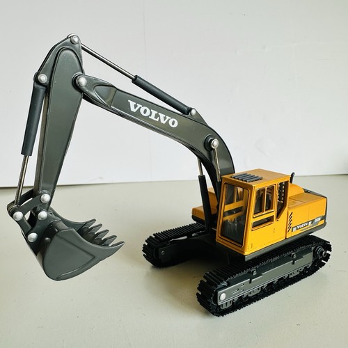 Scoop scale volvo ec280 - 1:50,