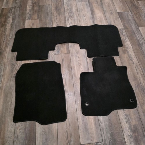 Honda floor mats - cr-v,