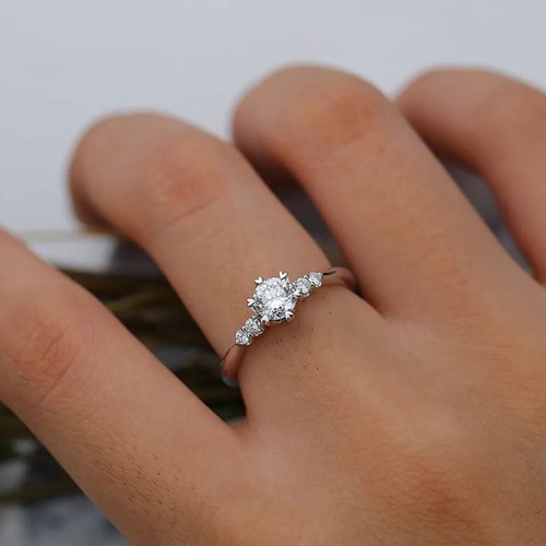 Round cut diamond - 1.50,