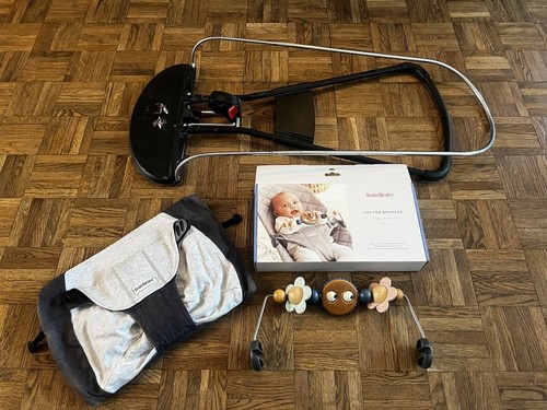 Baby bjorn bouncer and toy - toy, bar
