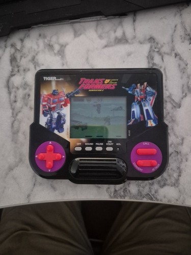 Hasbro tiger electronics - tiger,
