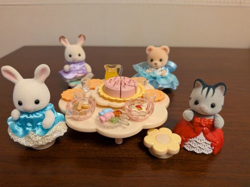 Sylvanian families flower - families,