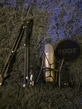 4 xRode NT1-A Studio Condenser Microphone with Shock Mount, Pop Filter & Cable