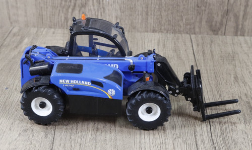 Britains tractors new - britains,