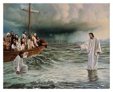 JESUS CHRIST WALKS ON WATER