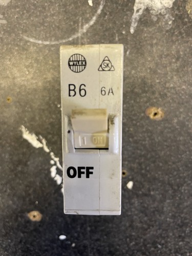 Wylex type push plug in - wylex,