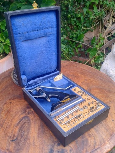 Vintage favorite suisse - favorite,