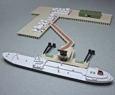 TRIANG MINIC SHIPS BP TANKER