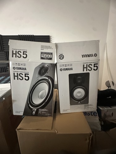 Yamaha hs5 pair with - with, box