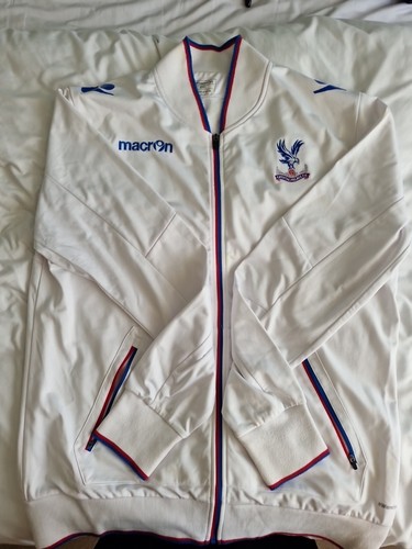 Macron crystal palace walk - walk, out