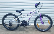 Specialized Hotrock - 20 inch wheels girls.