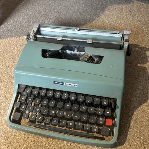 Olivetti lettera portable - olivetti, 32
