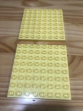 LEGO DUPLO BASE PLATE 8X8X1/2 LIGHT YELLOW X2 LOT