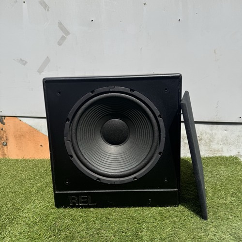 Rel q100e powered sub bass - powered,