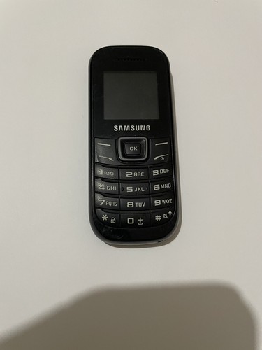 Samsung e1200i black - -,