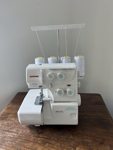 Janome 8002dg overlocker - janome,