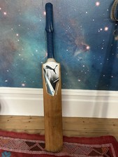 Puma Junior Force Bionic Cricket Bat