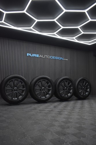 Genuine range rover sport - 21",