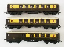 Triang Hornby OO - lot of 3x