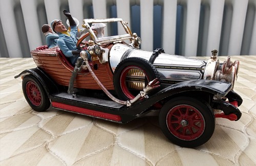 Vintage corgi toys chitty - corgi,