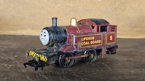 Hornby thomas friends - thomas, &