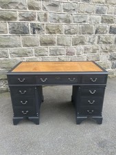 Vintage 4Ft Wide Pedestal