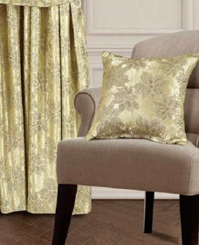 Pencil pleat curtain - pencil,