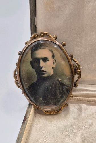 Antique ww1 mourning brooch - antique,