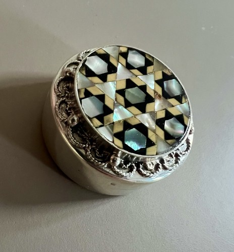 Solid silver enamel mother - &,