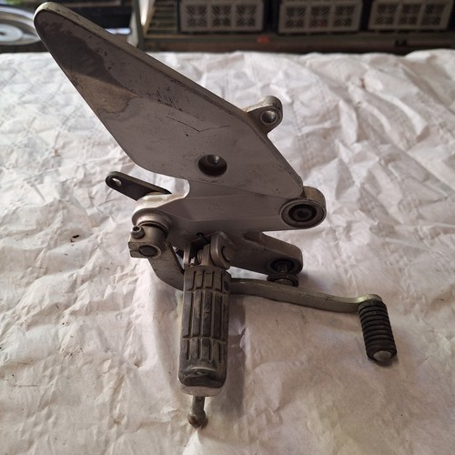 Front right plate with - front,
