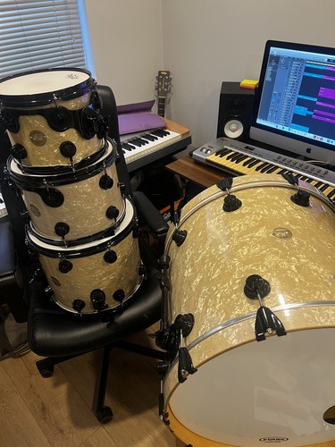 Drums collectors with rare - dw,