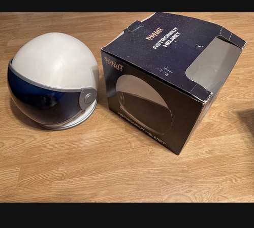 Spirit adult astronaut - astronaut, helmet