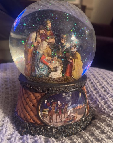 Roman glitterdome nativity - roman,