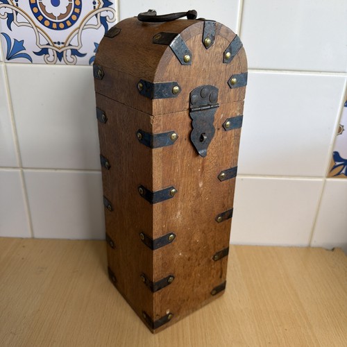 Vintage dark wood - dark, single