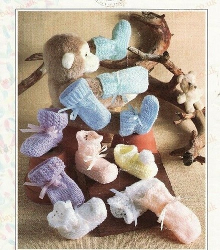 Vintage knitting pattern - vintage, baby
