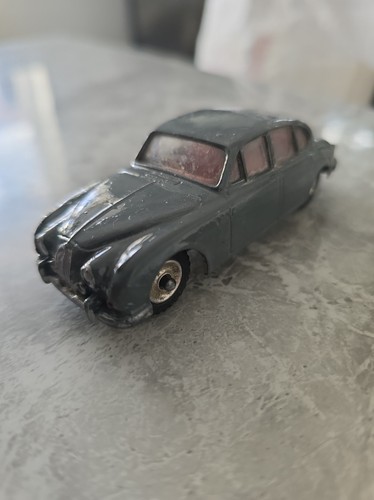 Dinky toys jaguar - toys, model