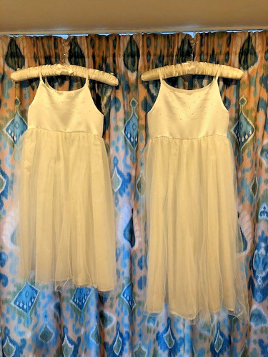 One bridal flower girl - one,