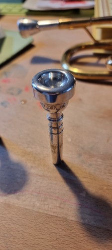 Vincent bach corp trumpet - vincent,