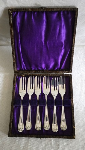 Vintage 70s cased set six - 70s,