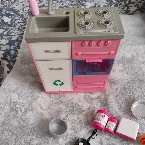 Barbie dream house - barbie,