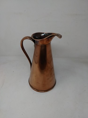 Antique copper jug - , signature