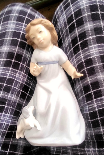 Vintage nao lladro figurine - vintage,